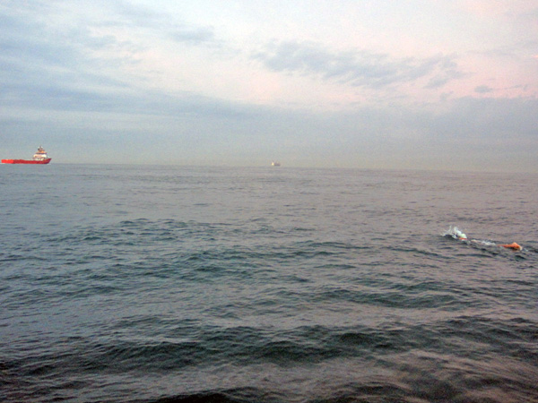adrianochannelswimmingboat2.jpg